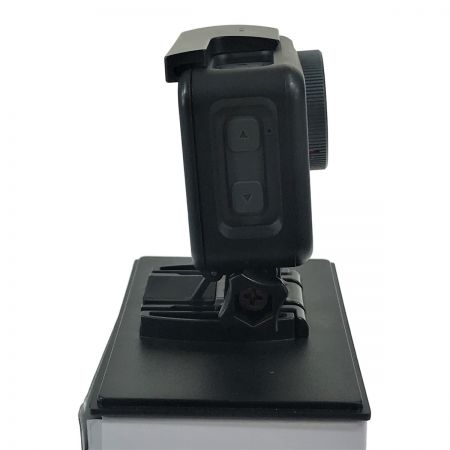  AKASO BRAVE7 アクションカメラ＋アクセサリーキットセット