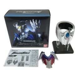 ## BANDAI バンダイ ウルトラレプリカ ウルティメイトブレスレット ウルトラマンゼロ  Bランク
