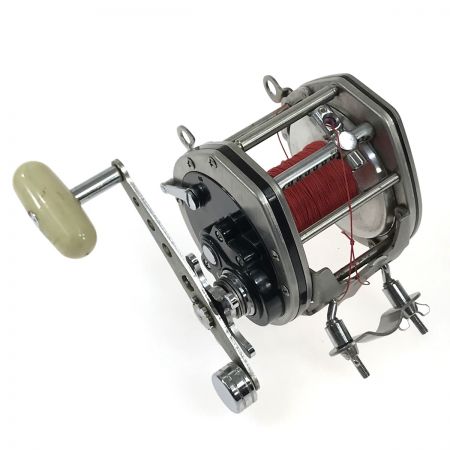  DAIWA ダイワ ダイナミック 5000D 両軸リール