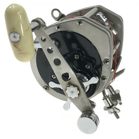  DAIWA ダイワ ダイナミック 5000D 両軸リール