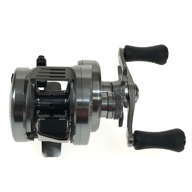 中古】 SHIMANO シマノ 20カルカッタコンクエスト DC200HG 右ハンドル