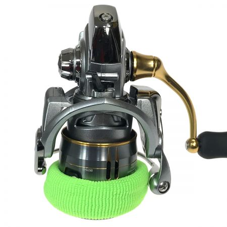  DAIWA ダイワ 18フリームス LT2500D 057048