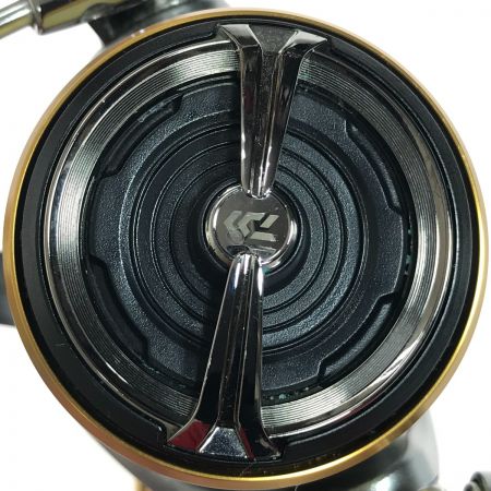  DAIWA ダイワ 18フリームス LT2500D 057048