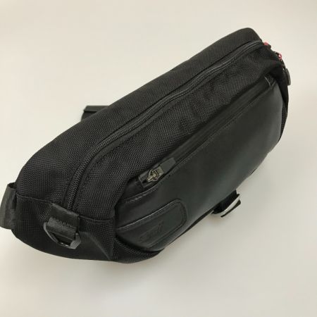  スバル STI ウエストバッグ STSG21100250 ブラック