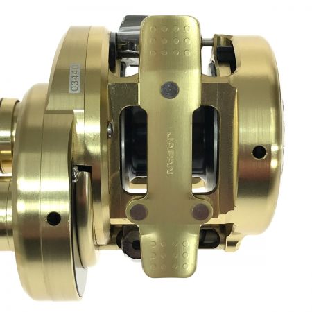  SHIMANO シマノ 15 カルカッタコンクエスト 201HG 201HG 左ハンドル