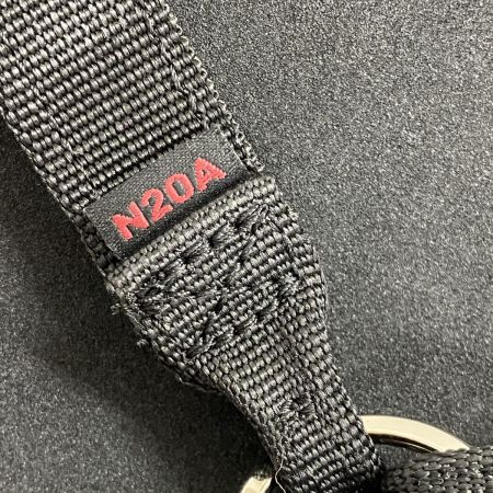  デイトナ HenlyBegins ヘンリービギンズ バイク用シートバッグ 4L RXBI04871 カーボン×ブラック