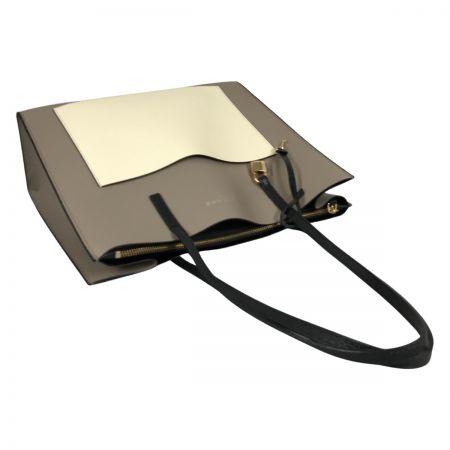  MARC JACOBS マークジェイコブス M0016131 ロームソイルマルチ