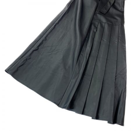  ESICA エシカ アシンメトリー エコレザー ジャンパースカート ブラック Mサイズ