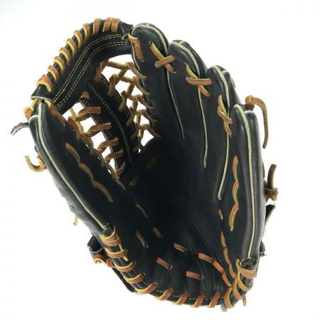  UNDER ARMOUR アンダーアーマー 軟式グラブ 外野手用 右投げ 1366708 ブラック