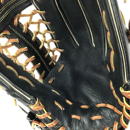  UNDER ARMOUR アンダーアーマー 軟式グラブ 外野手用 右投げ 1366708 ブラック