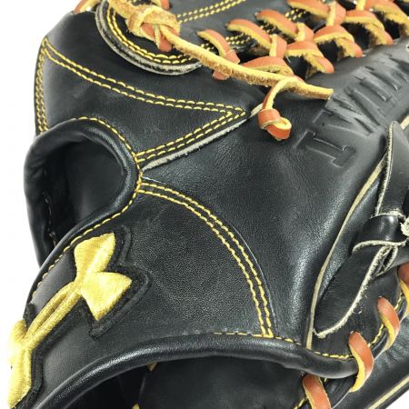  UNDER ARMOUR アンダーアーマー 軟式グラブ 外野手用 右投げ 1366708 ブラック