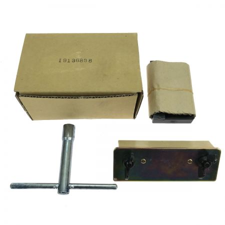  MAKITA マキタ 110ｍｍ 曲面カンナ 1002B-A 96年製 付属品付き 動作確認済み 