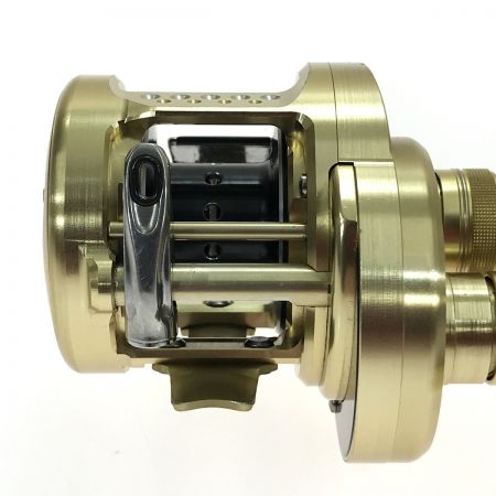  SHIMANO シマノ 14 カルカッタコンクエスト 201 201