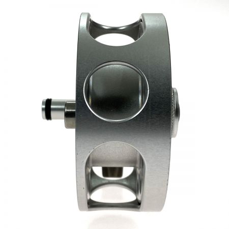  Ari T Hart フライリール マッハ3 Largo Arbor 右巻き