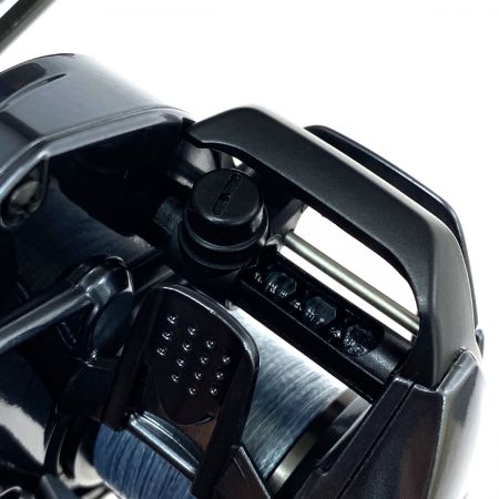  SHIMANO シマノ 24 SLX 70HG SLX 70HG 右ハンドル 箱付き