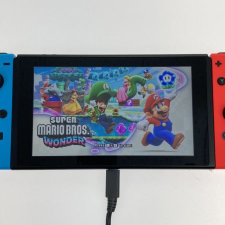  Nintendo ニンテンドウ Nintendo Switch HAC-001 液晶に大きな傷有