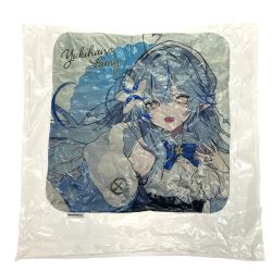 ##  カプとれ×ホロライブ 雪花ラミィ クッション（衣装2） 未開封品 Sランク