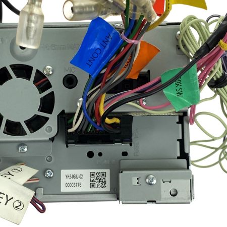  KENWOOD ケンウッド 彩速ナビ MDV-D504BTW