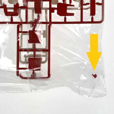  BANDAI バンダイ MG 1/100 ガンダムヘビーアームズ EW(イーゲル装備) プラモデル 未組み立て 破損個所有