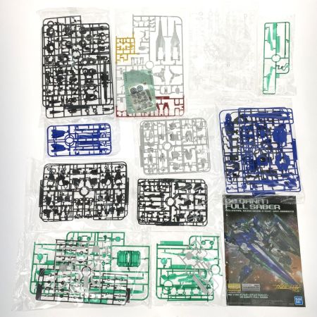  BANDAI バンダイ MG 1/100 ダブルオークアンタフルセイバー ガンプラ 未組立