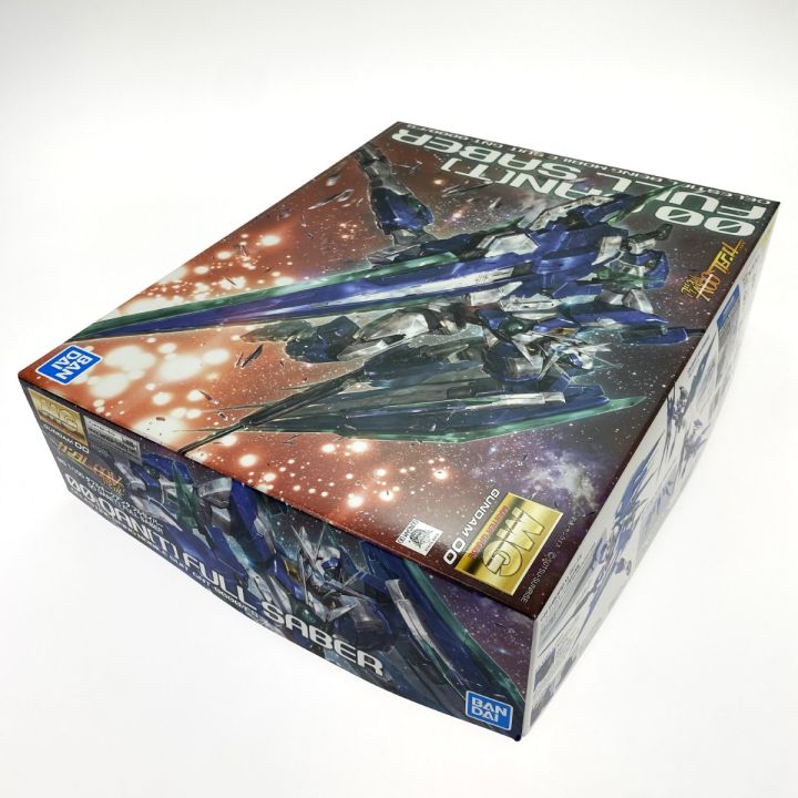 BANDAI バンダイ MG 1/100 ダブルオークアンタフルセイバー ガンプラ