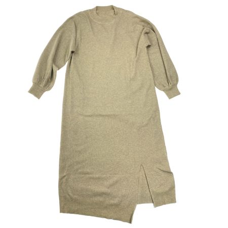  le coeur blanc ルクールブラン ベルト付プレーティングニットワンピ 38サイズ ベージュ 紙タグ付き