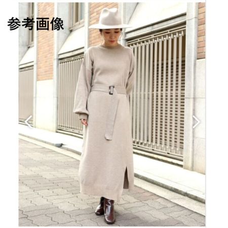  le coeur blanc ルクールブラン ベルト付プレーティングニットワンピ 38サイズ ベージュ 紙タグ付き