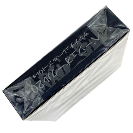  資生堂 クレ・ド・ポー ボーテ タンナチュレールプードルs ベージュオークル20 レフィル 未使用品 ファンデーション