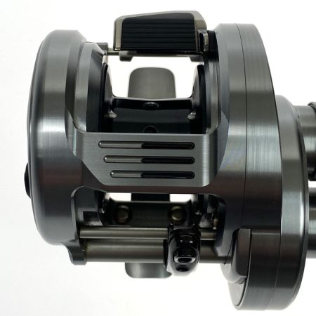  SHIMANO シマノ 20 カルカッタ コンクエスト DC 201HG 04040 左ハンドル