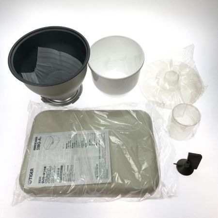  Tiger タイガ 餅つき機 力じまん SMG-A360 ミルキーホワイト 未使用品 付属品完備