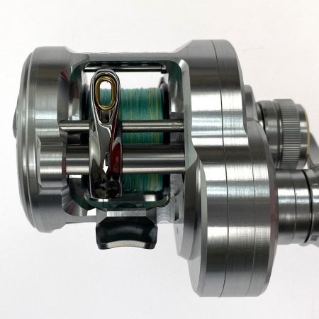  SHIMANO シマノ 26 カルカッタコンクエスト BFS リミテッド XG LEFT 049353 木製ハンドルノブ