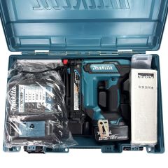  MAKITA マキタ 18V 充電式タッカ ST121DRG 充電器・充電池1個・ケース付 Bランク