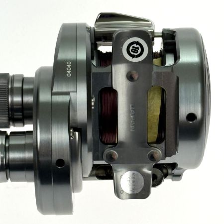  SHIMANO シマノ 20 カルカッタ コンクエスト DC 201HG(左) 04040 ハンドルノブ変更