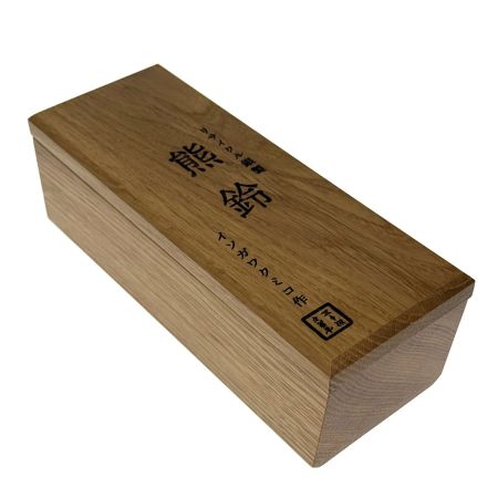 イソガワクミコ作 リサイクル銀製「熊鈴」 木箱入 青
