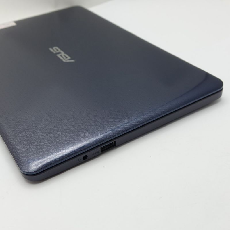 中古】 ASUS エイスース ノートパソコン Windows10 X207N ネイビー 一