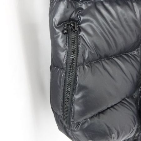  DUVETICA デュベティカ リバーシブルダウンベスト　40サイズ ブラック x ネイビー系 一部地域を除き送料無料