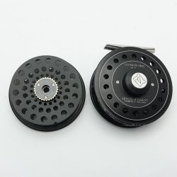 ◆◆ HARDY ハーディー フライリール　＃7  欠品あり ウルトラライト ディスク ブラック 一部地域を除き送料無料 Bランク