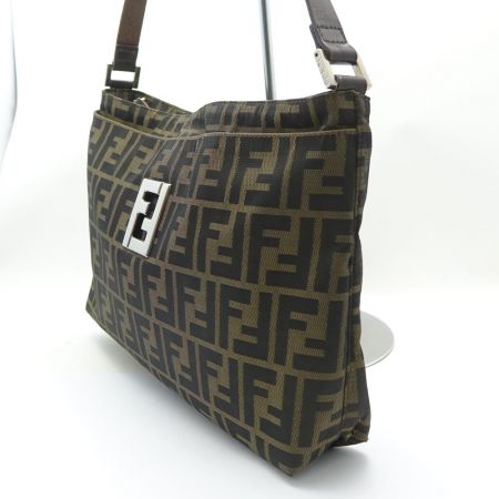  FENDI フェンディ ズッカ　セミショルダー 16163 ブラウン 一部地域を除き送料無料