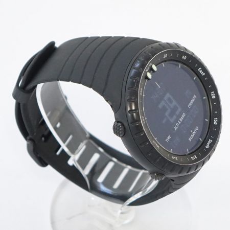  SUUNTO スント 腕時計　コア　オールブラック　クオーツ CORE CR2032