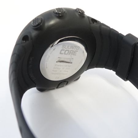  SUUNTO スント 腕時計　コア　オールブラック　クオーツ CORE CR2032