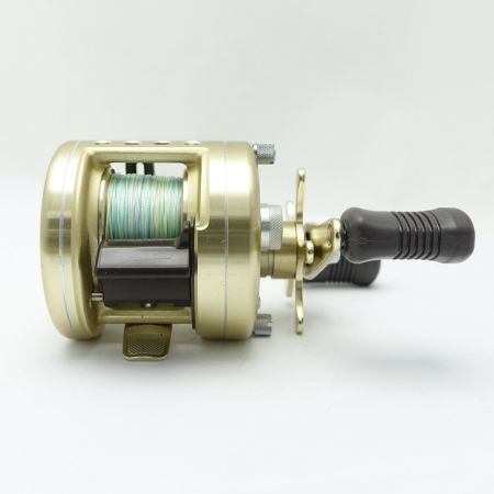  SHIMANO シマノ CALCUTTA 200XT CALCUTTA 200XT ゴールド 一部地域を除き送料無料