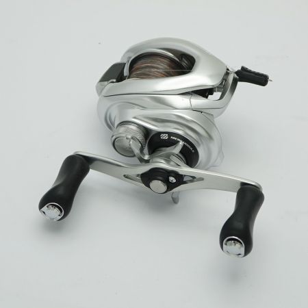  SHIMANO シマノ ベイトリール　メタ二ウムMGLXG右 Metanium 右 一部地域を除き送料無料