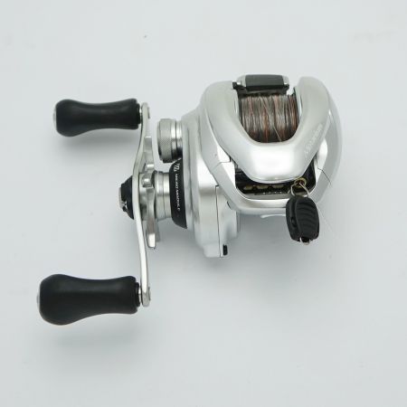  SHIMANO シマノ ベイトリール　メタ二ウムMGLXG右 Metanium 右 一部地域を除き送料無料
