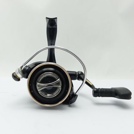  Abu Garcia アブガルシア スピニングリール　XROSSFIELD 3000SH 一部地域を除き送料無料