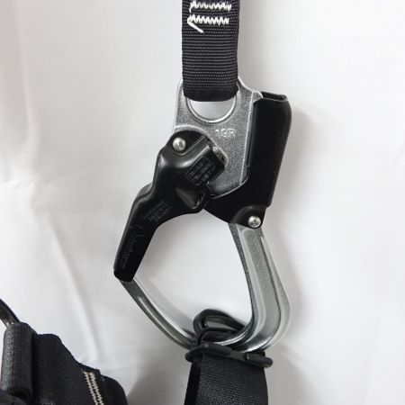  tanizawa タニザワ　フルハーネス型　110㎏　 ブラック 一部地域を除き送料無料