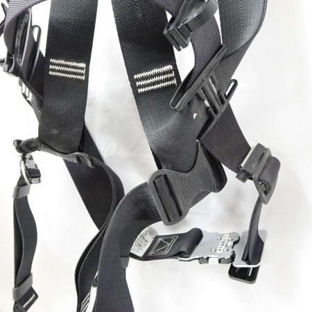  tanizawa タニザワ　フルハーネス型　110㎏　 ブラック 一部地域を除き送料無料