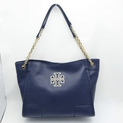 ◆◆ TORY BURCH トリーバーチ チェーンバッグ　ブリテンカーフ 10005626 ネイビー 一部地域を除き送料無料 Aランク