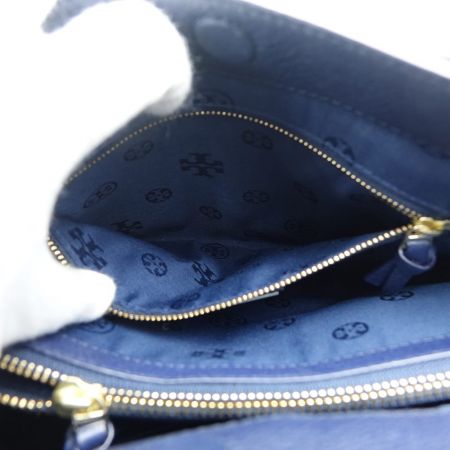  TORY BURCH トリーバーチ チェーンバッグ　ブリテンカーフ 10005626 ネイビー 一部地域を除き送料無料