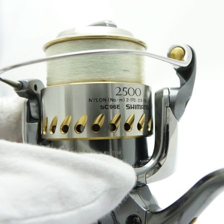  SHIMANO シマノ 04 STELLA 2500 スピニングリール 04 STELLA 2500 一部地域を除き送料無料
