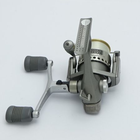  SHIMANO シマノ 95 STELLA 2000　スピニングリール 95 STELLA 2000 一部地域を除き送料無料